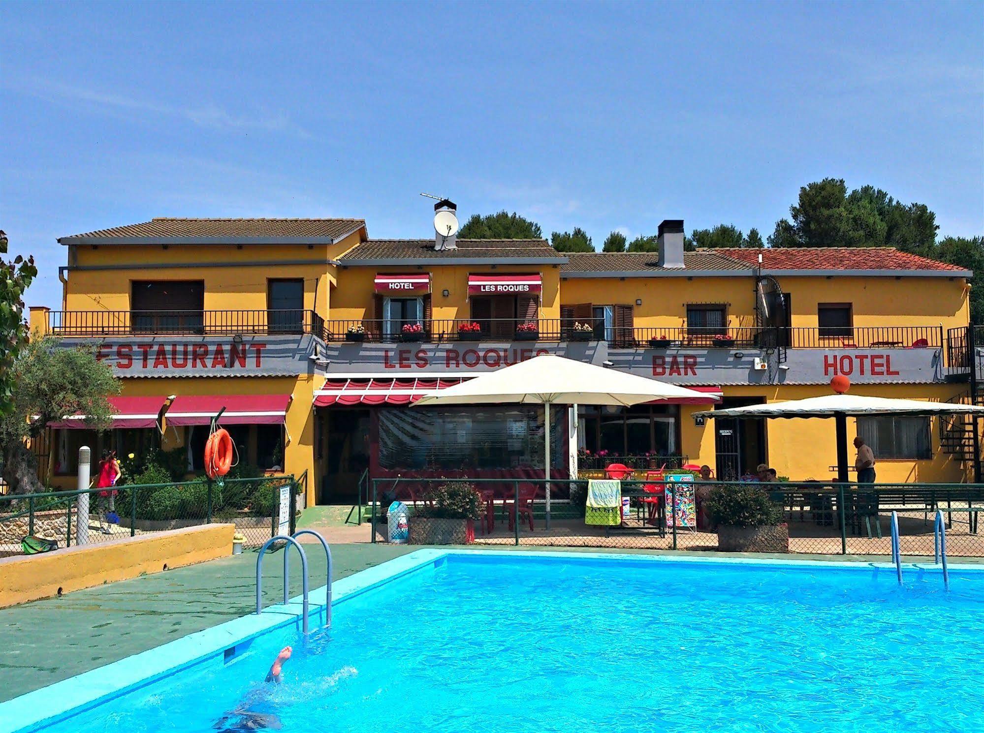 Hotel Les Roques Bascara Exterior photo